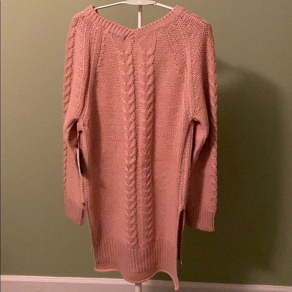 Woman’s NWT Devoted Sweater - Picture 4 of 5